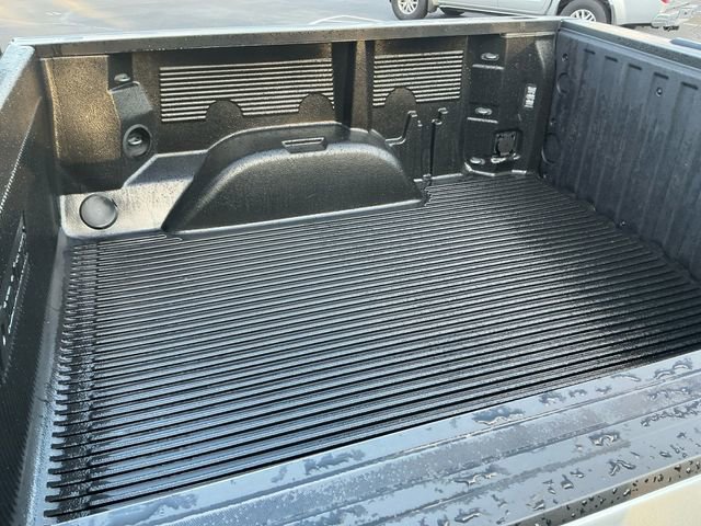 Used 2025 Chevrolet Silverado 1500 LT image 20