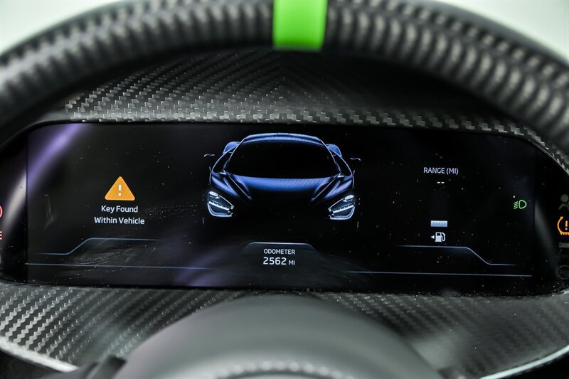 Used 2024 McLaren 750S Spider RWD image 27