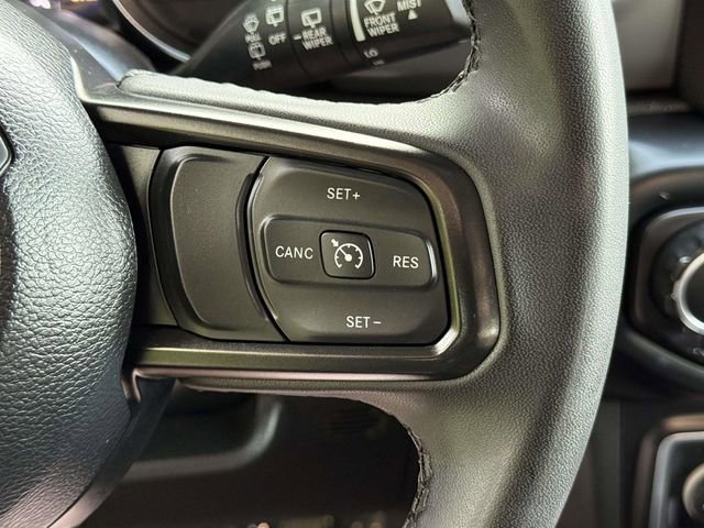 Used 2023 Jeep Wrangler Unlimited AWD/4WD image 19