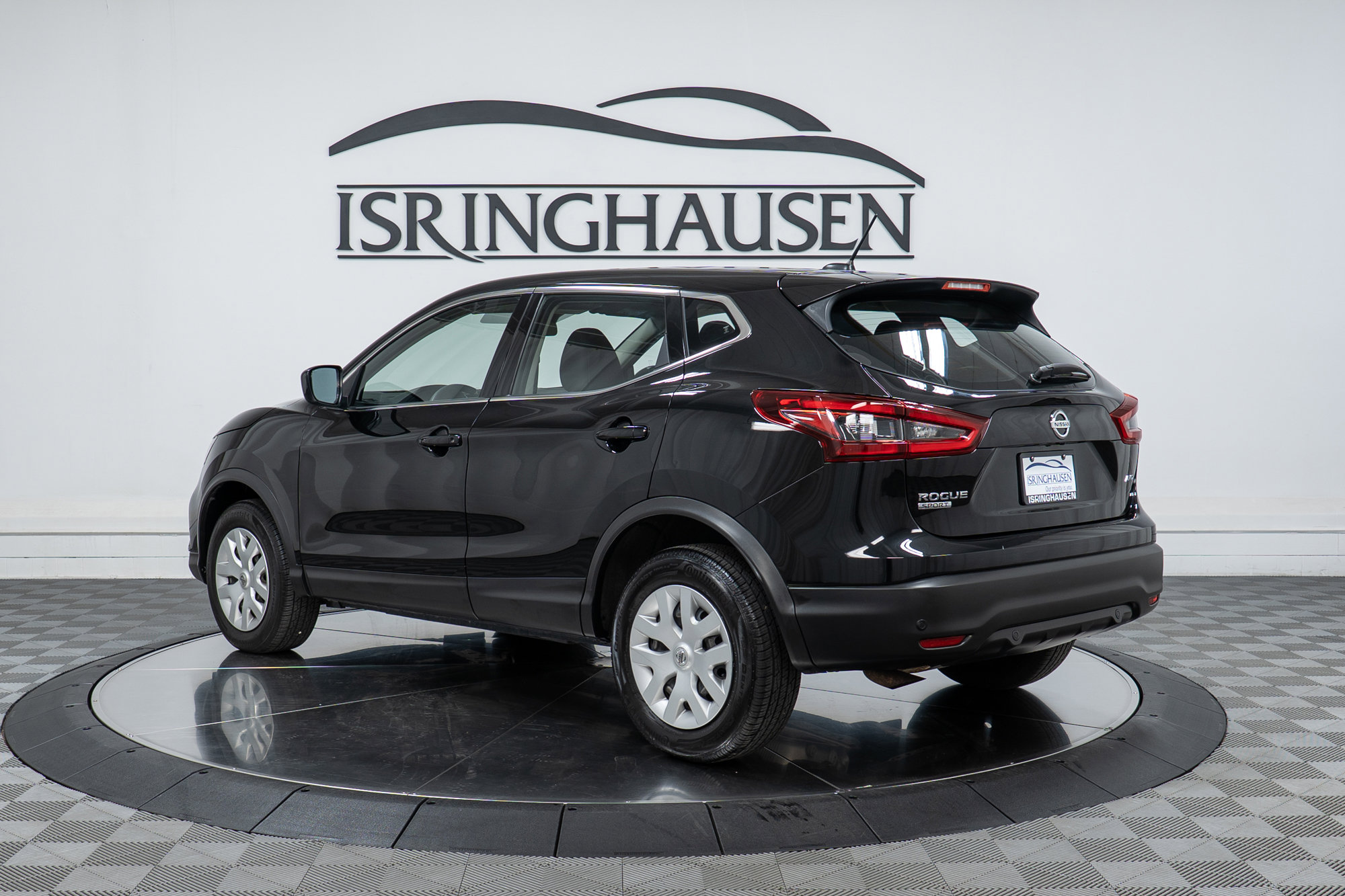 Used 2020 Nissan Rogue Sport S image 7