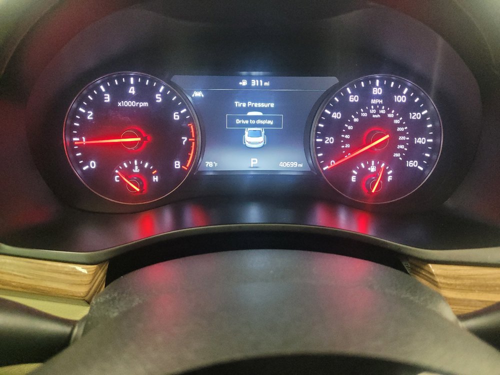 Used 2018 Kia Cadenza Technology FWD image 23