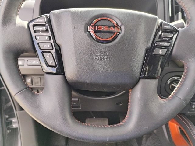 Used 2025 Nissan Frontier PRO-4X w/ Pro Premium Package AWD/4WD image 18