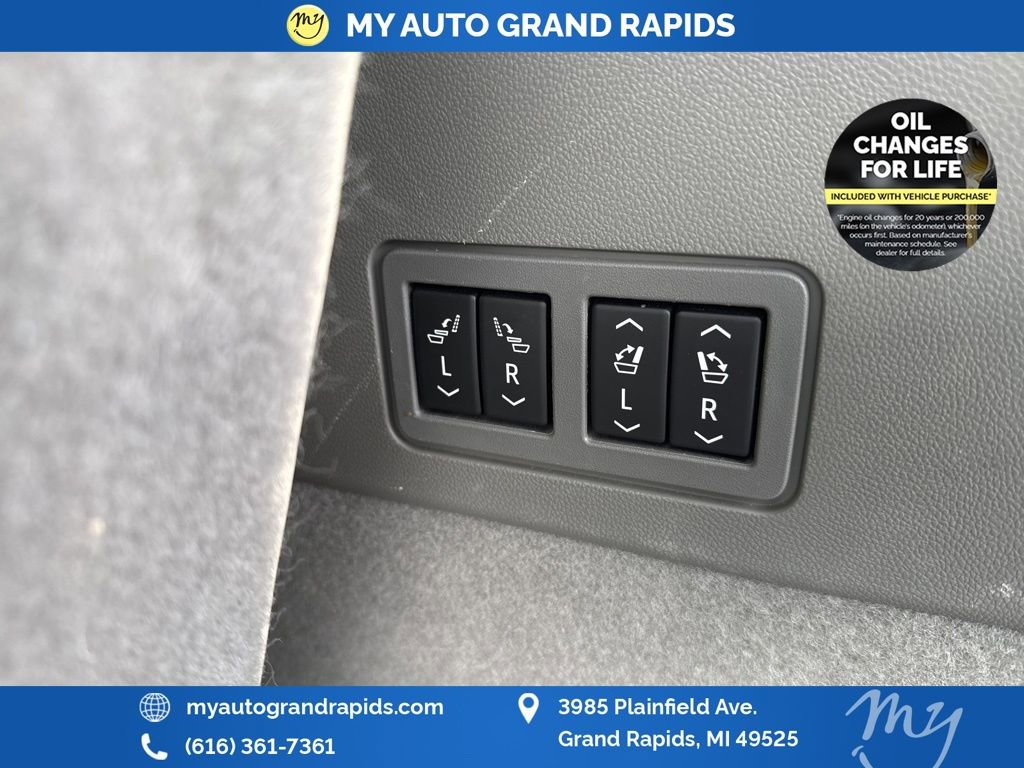 Used 2022 Cadillac XT6 Premium Luxury w/ Technology Package image 29