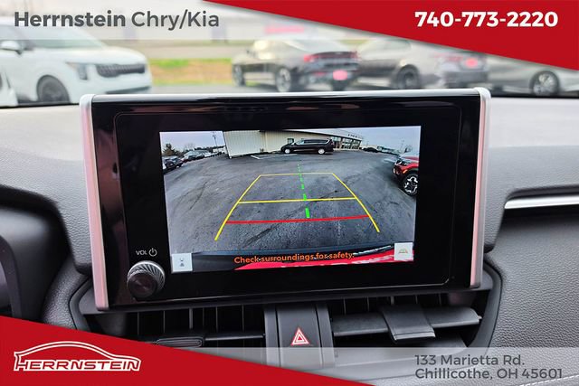 Used 2023 Toyota RAV4 XLE w/ Convenience Package image 18