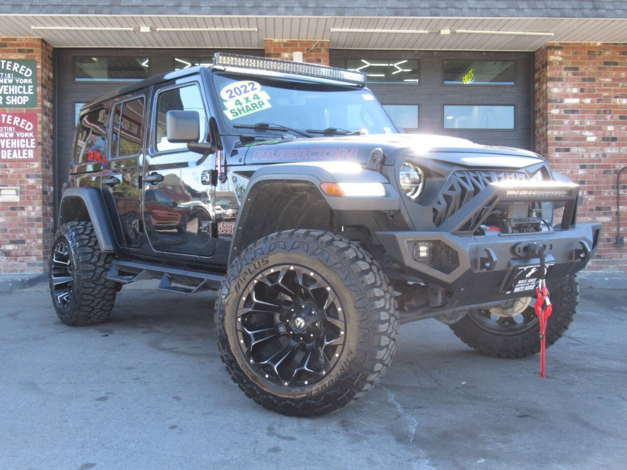 Used 2022 Jeep Wrangler Unlimited Rubicon w/ LED Lighting Group AWD/4WD image 1