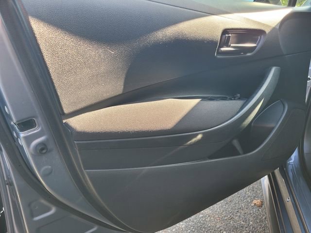 Used 2023 Toyota Corolla LE FWD image 16
