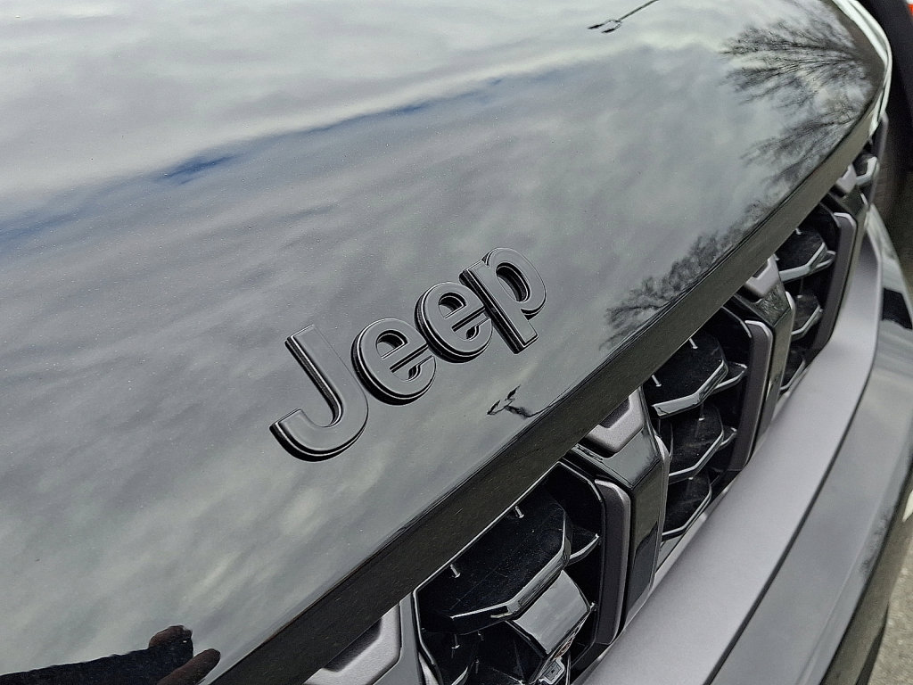 New 2026 Jeep Grand Cherokee Limited AWD/4WD image 5