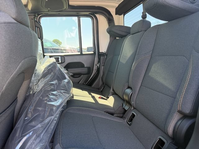 New 2026 Jeep Gladiator Sport AWD/4WD image 23
