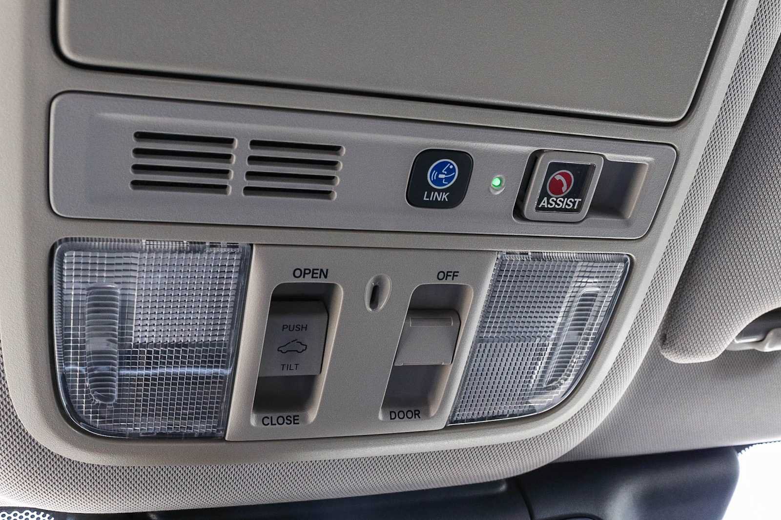 Used 2020 Honda Accord Touring image 34