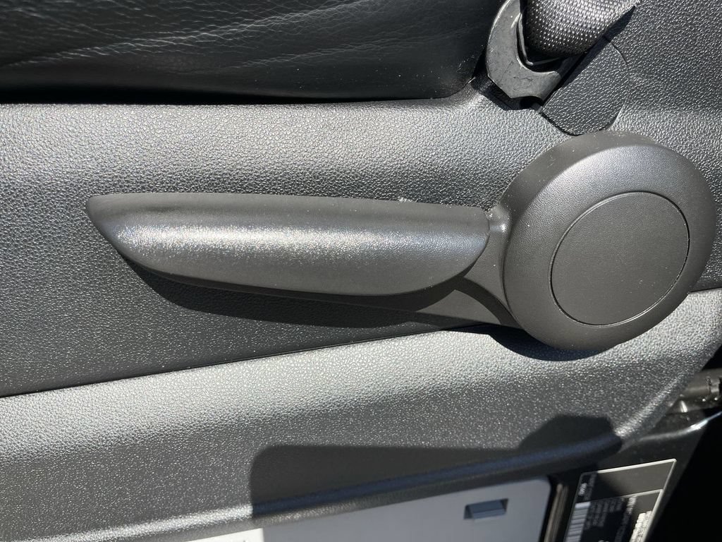Used 2016 Mercedes-Benz Sprinter 3500 image 8