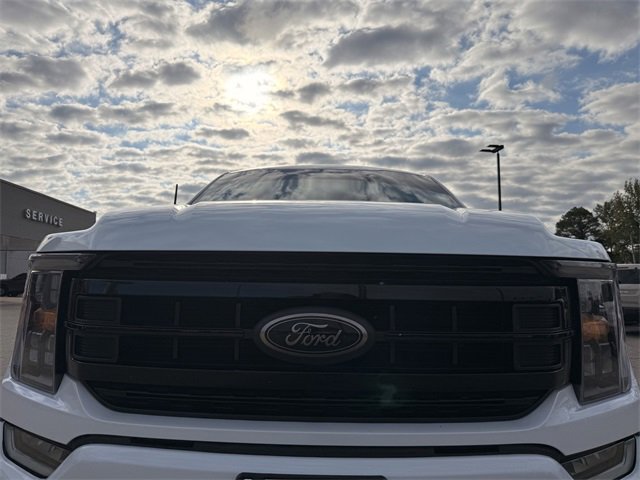 Used 2022 Ford F150 XLT w/ Equipment Group 302A High image 9