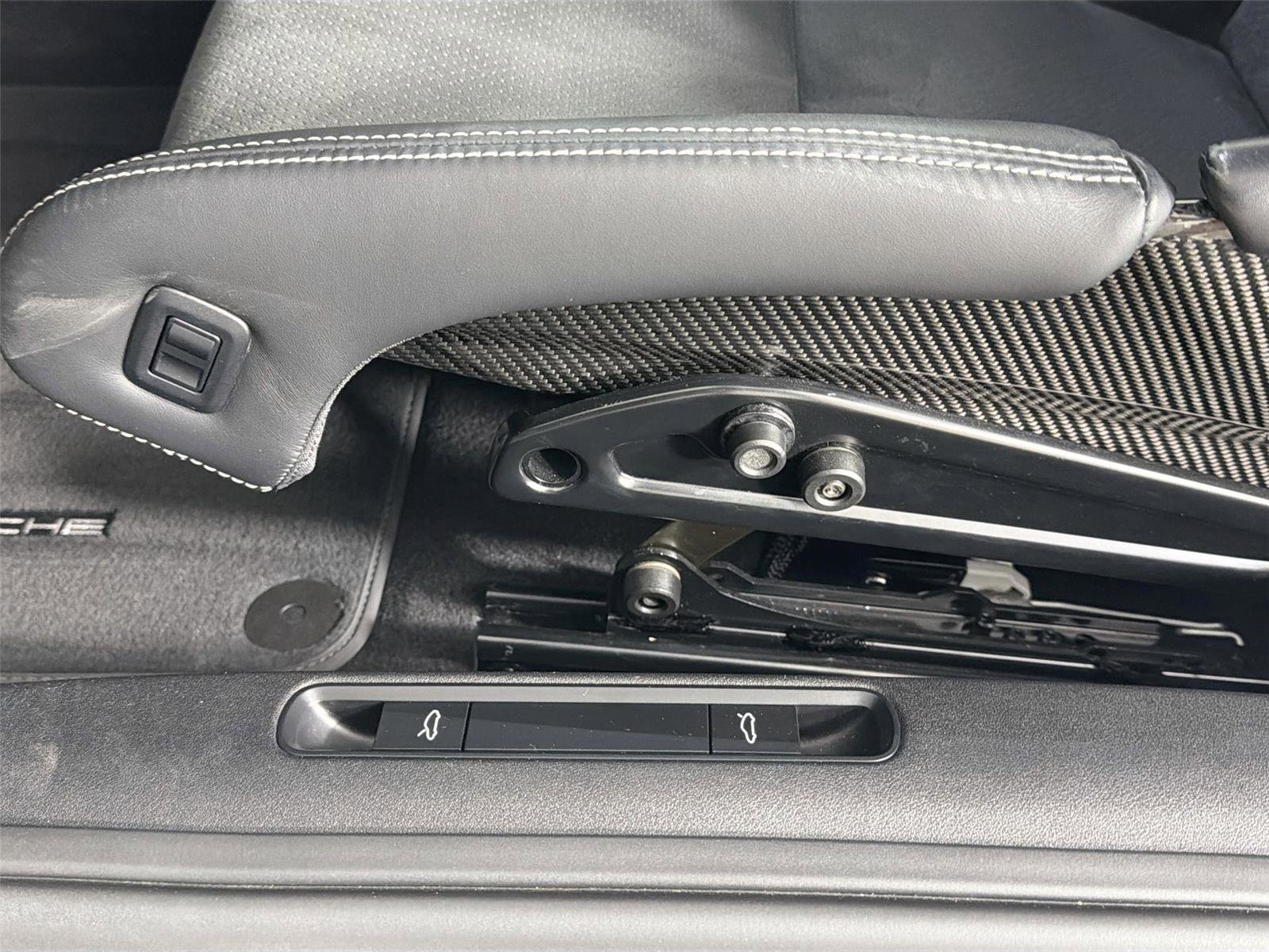 Certified 2022 Porsche 911 GT3 RWD image 30