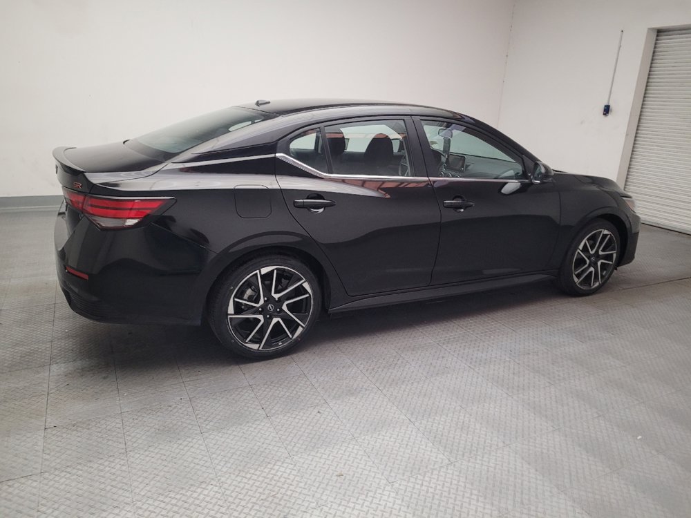 Used 2025 Nissan Sentra SR FWD image 10