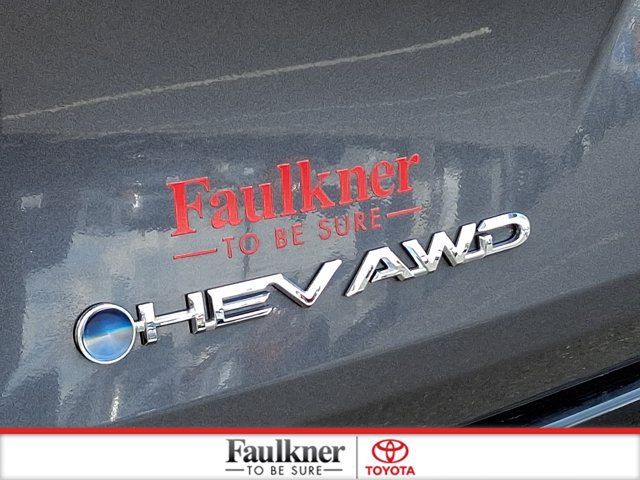 Certified 2025 Toyota Sienna Platinum AWD/4WD image 30