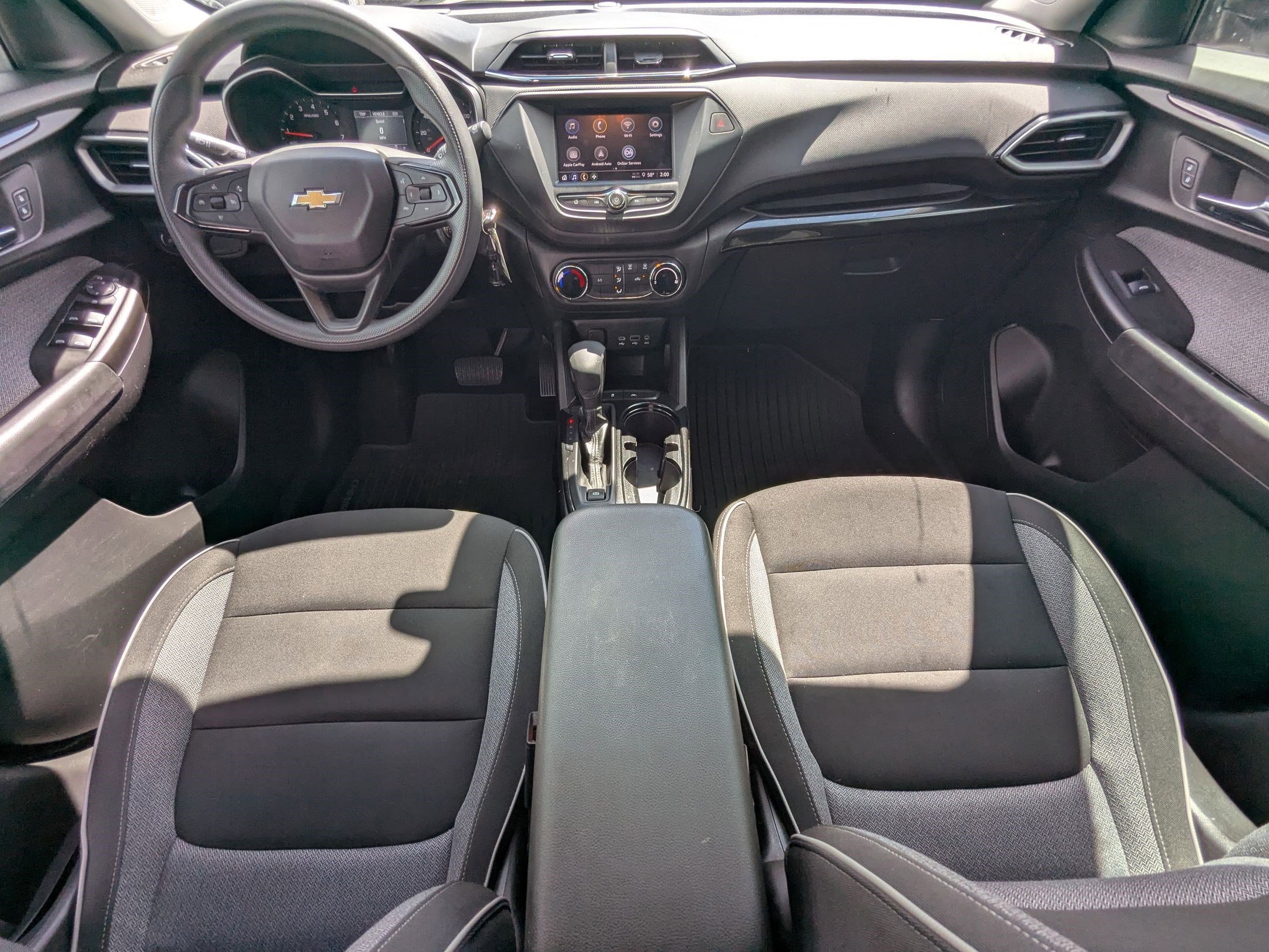 Used 2023 Chevrolet TrailBlazer LS FWD image 28