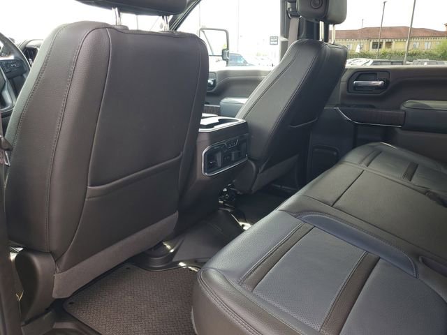 Used 2023 GMC Sierra 3500 Denali w/ Denali Ultimate Package image 23
