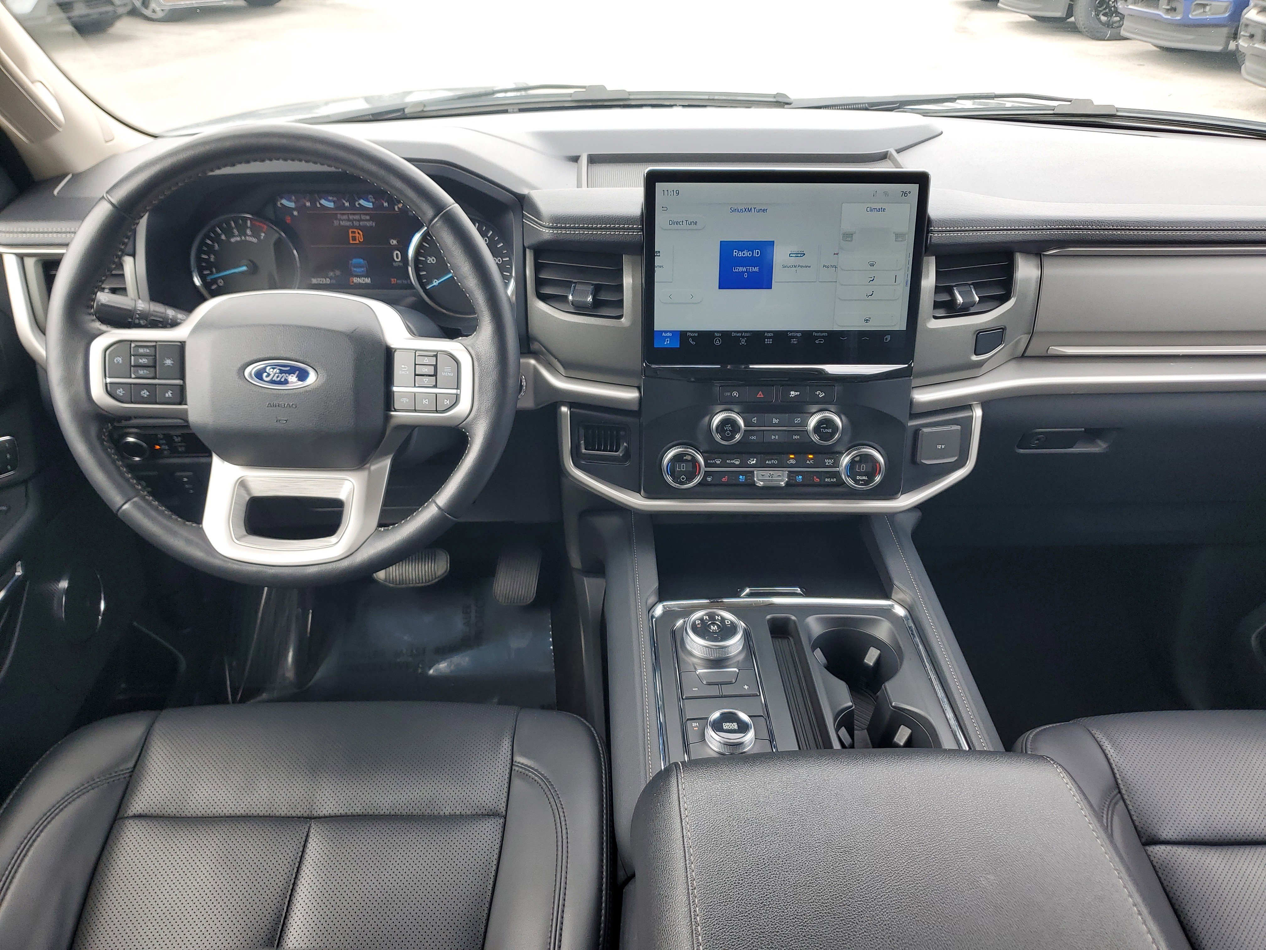 Used 2024 Ford Expedition Max XLT image 19