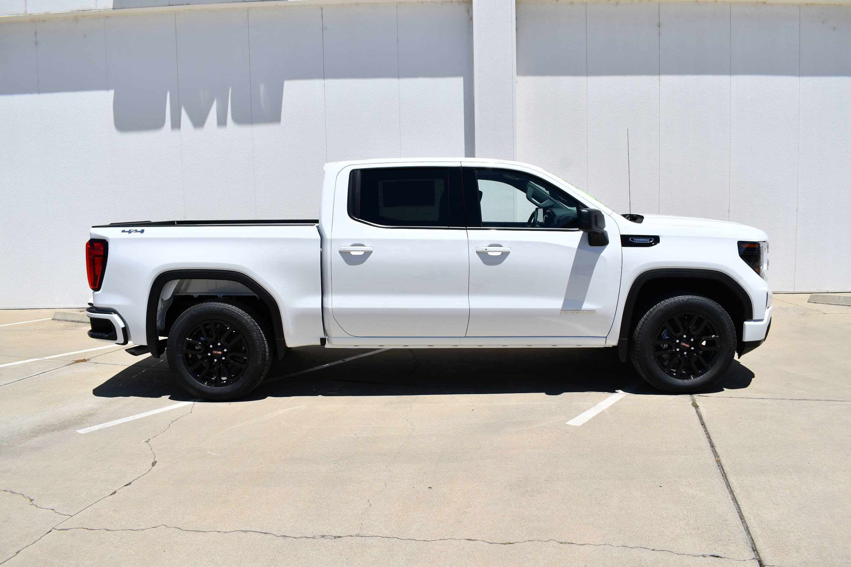 New 2026 GMC Sierra 1500 Elevation AWD/4WD image 6