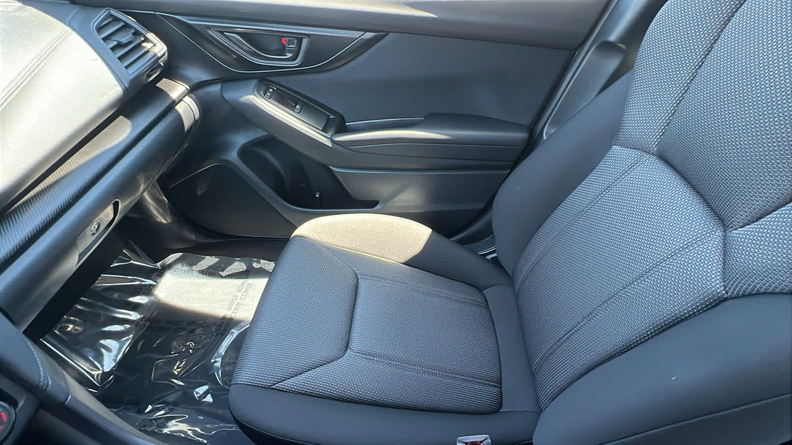 Used 2023 Subaru Impreza 2.0i Premium AWD/4WD image 12
