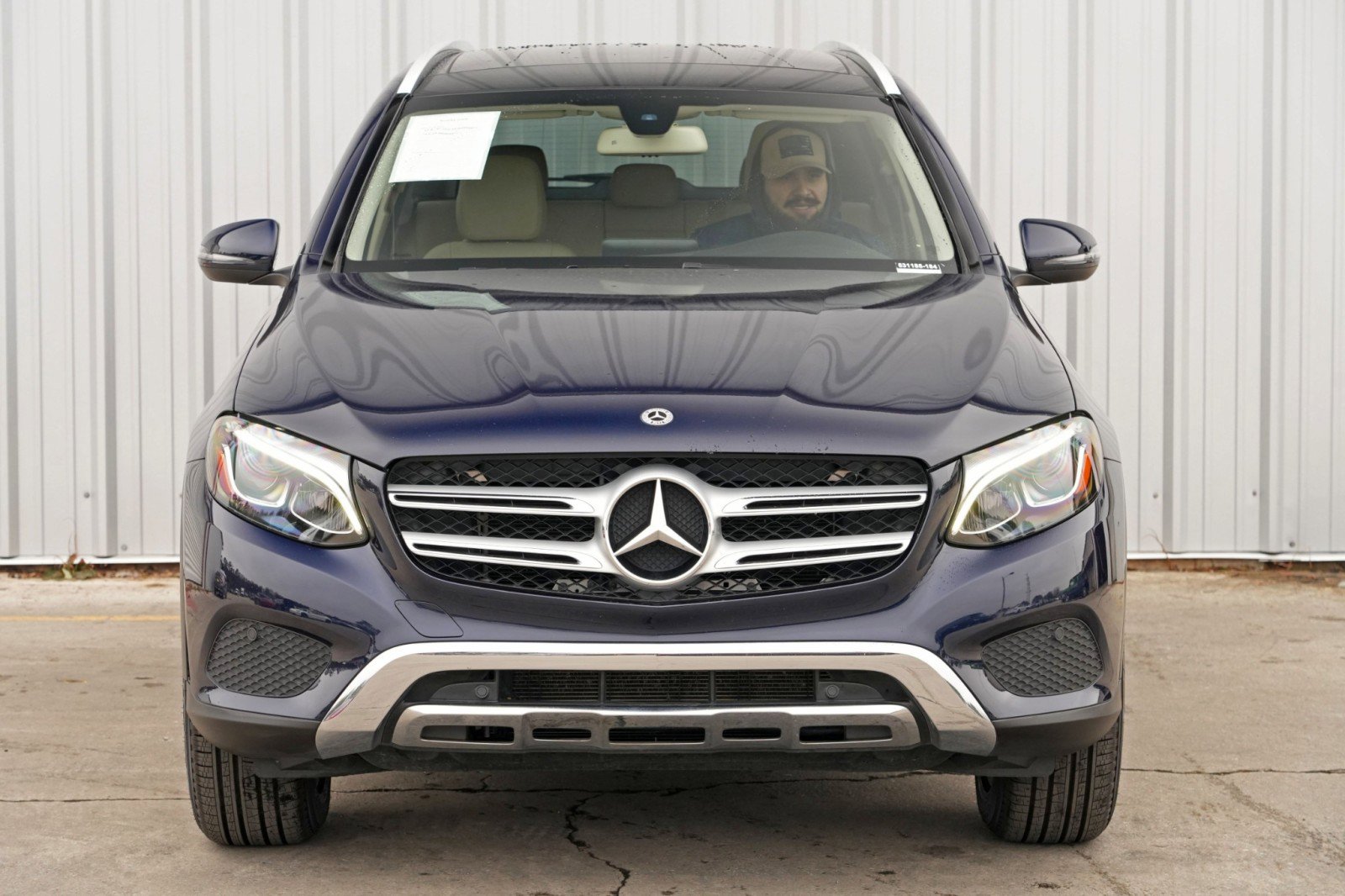 Used 2019 Mercedes-Benz GLC 350e 4MATIC w/ Premium Package image 46