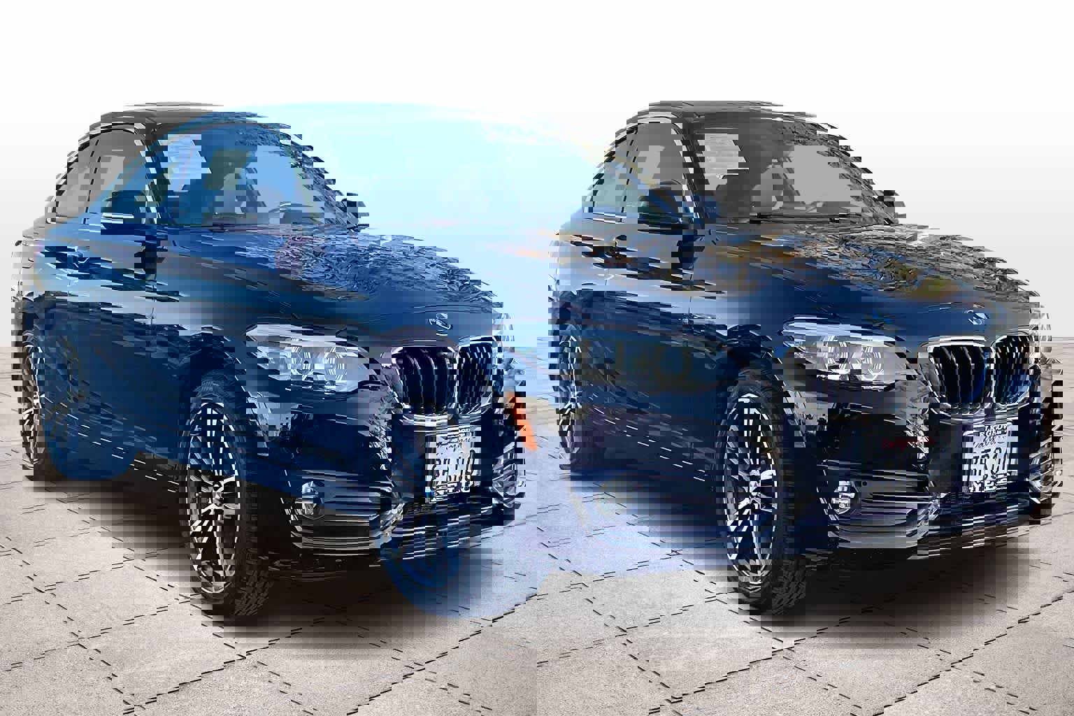 Used 2018 BMW 230i Coupe image 2