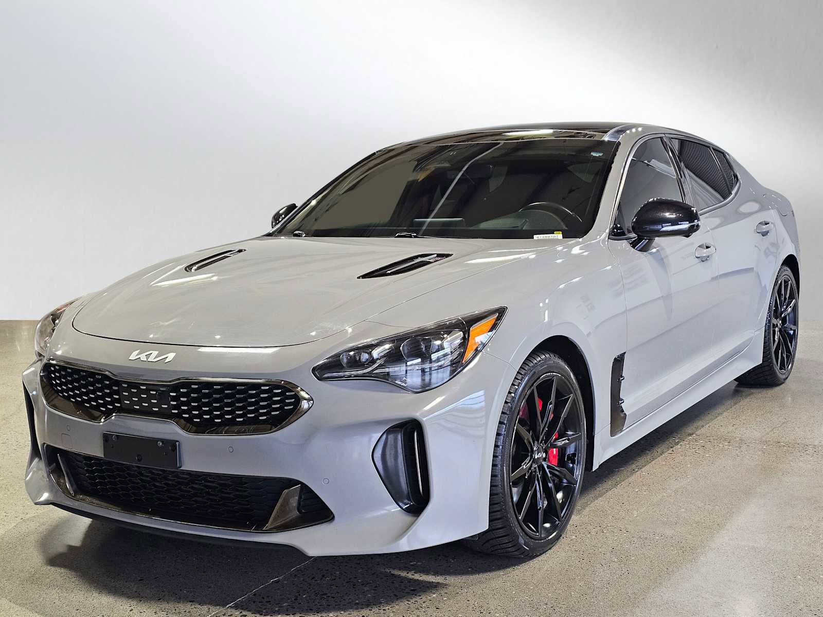 Used 2023 Kia Stinger GT2 w/ Option Group 015 image 3