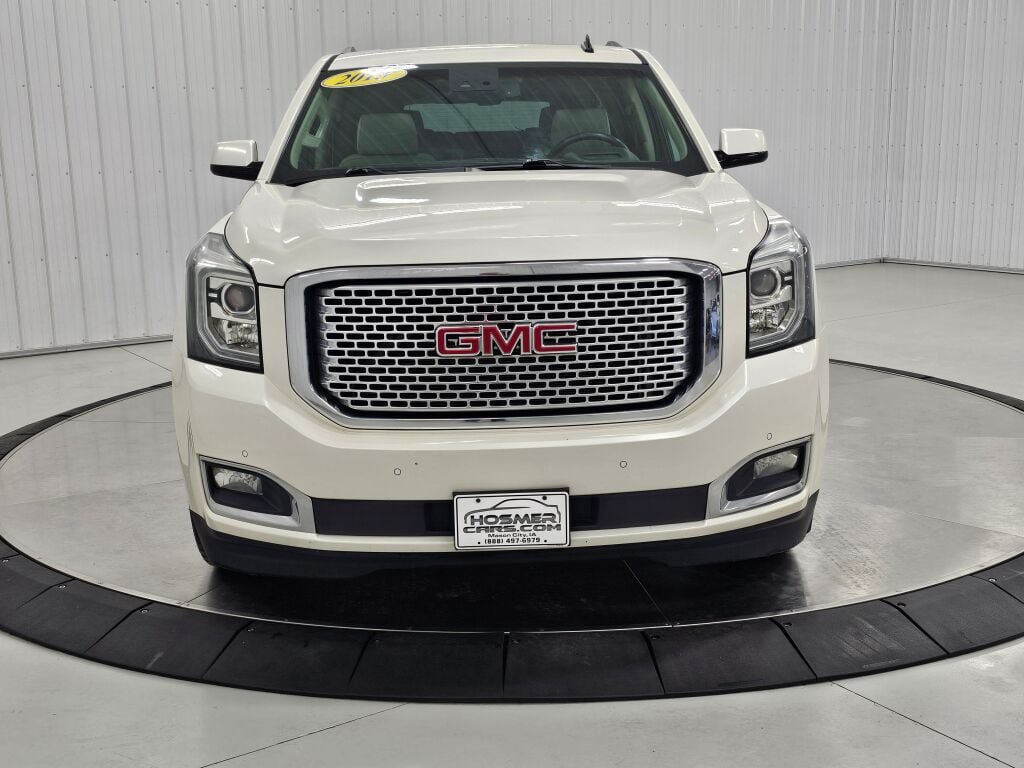 Used 2015 GMC Yukon XL Denali w/ Touring Package RWD image 8
