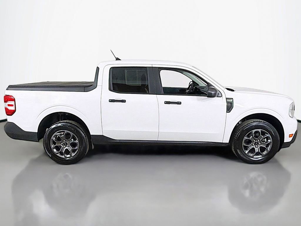 Used 2022 Ford Maverick XLT image 11