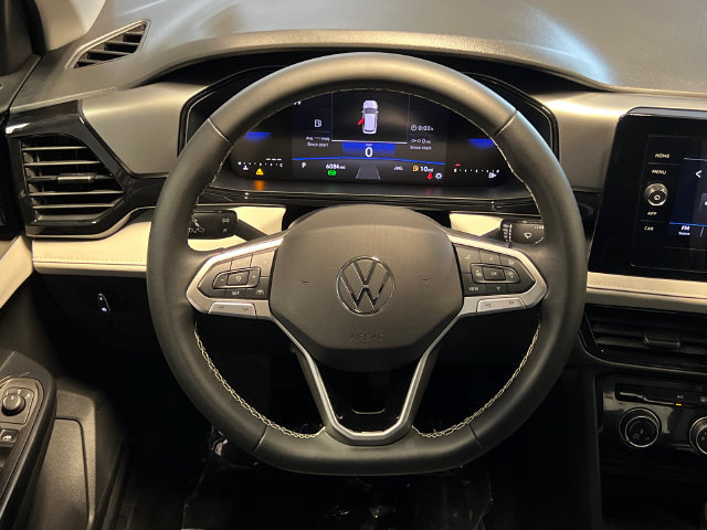 Certified 2025 Volkswagen Taos S FWD image 19