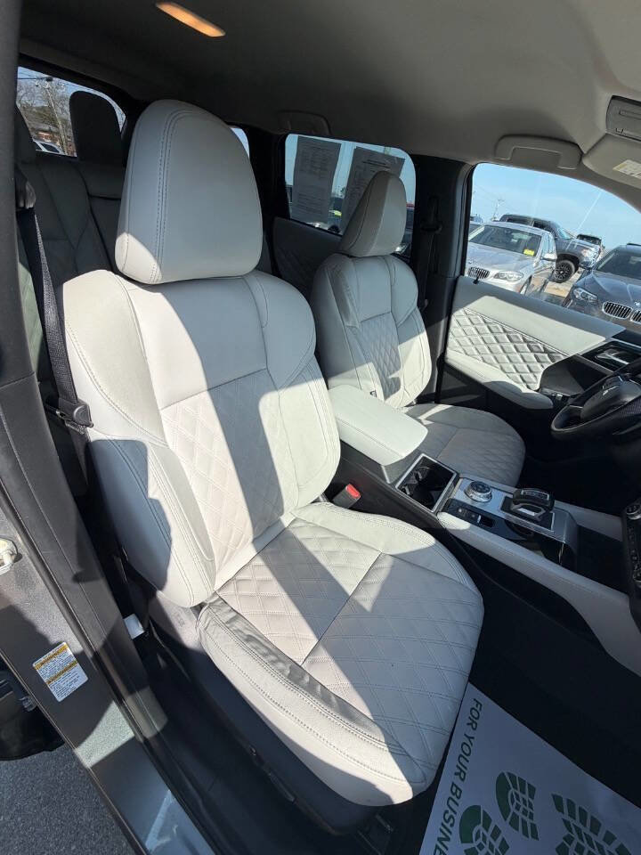 Used 2022 Mitsubishi Outlander SEL FWD image 12