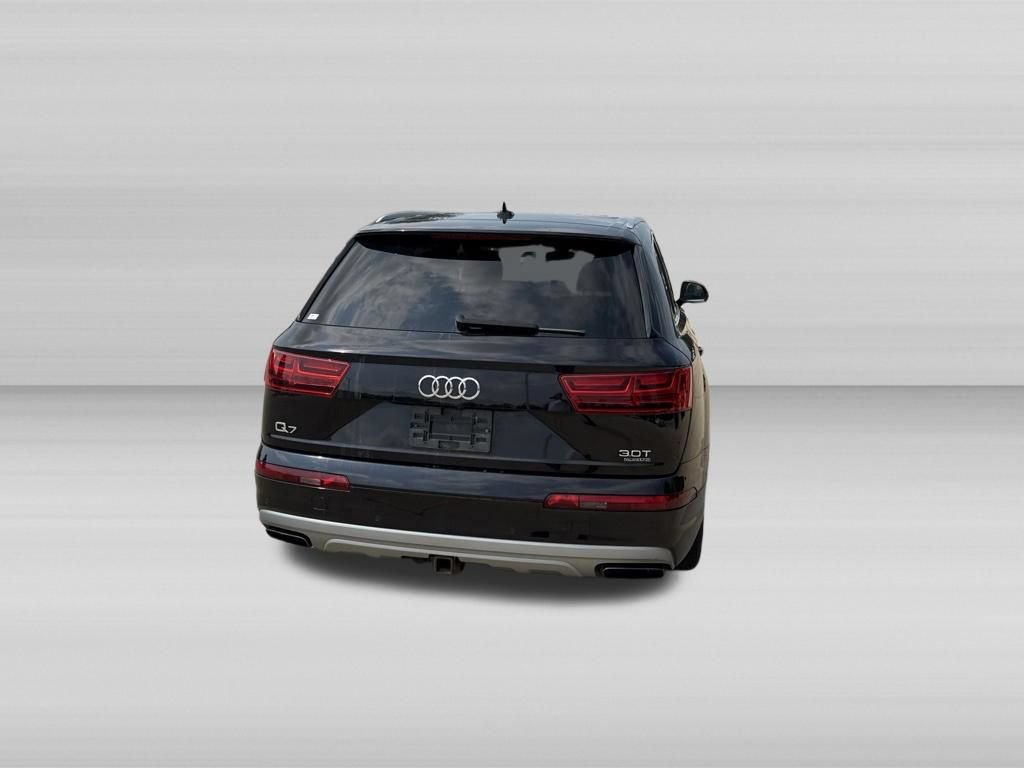 Used 2017 Audi Q7 3.0T Prestige AWD/4WD image 6