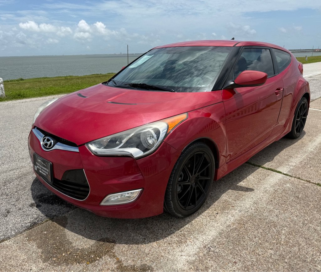 Used 2013 Hyundai Veloster RE:MIX Edition FWD image 23