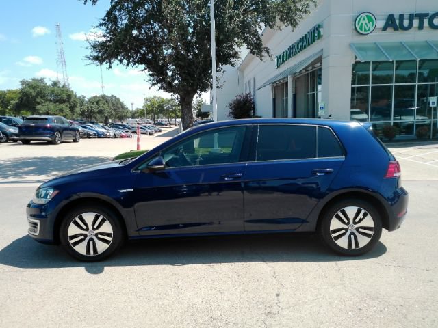 Used 2019 Volkswagen e-Golf SE w/ Driver Assistance Package FWD image 10