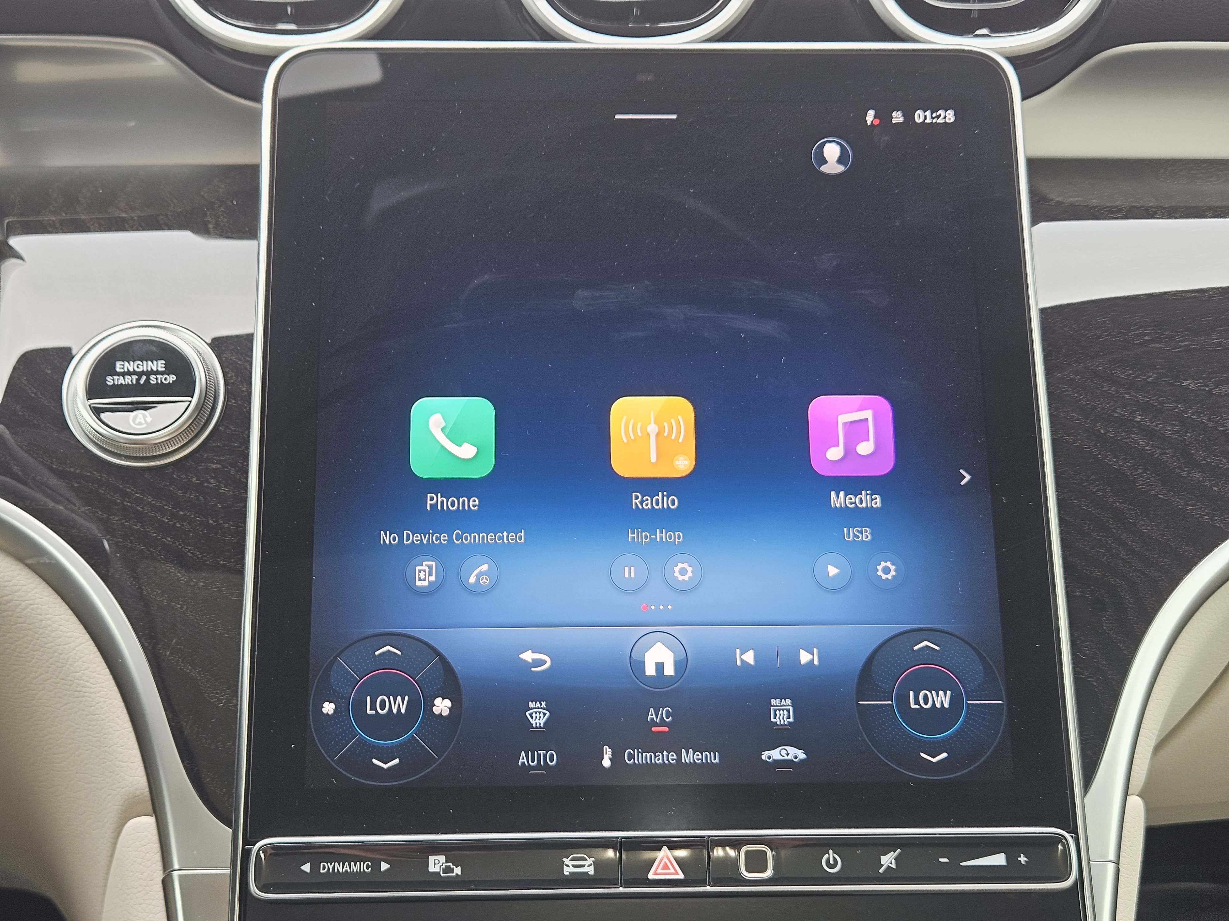 Certified 2026 Mercedes-Benz GLC 300 4MATIC image 17