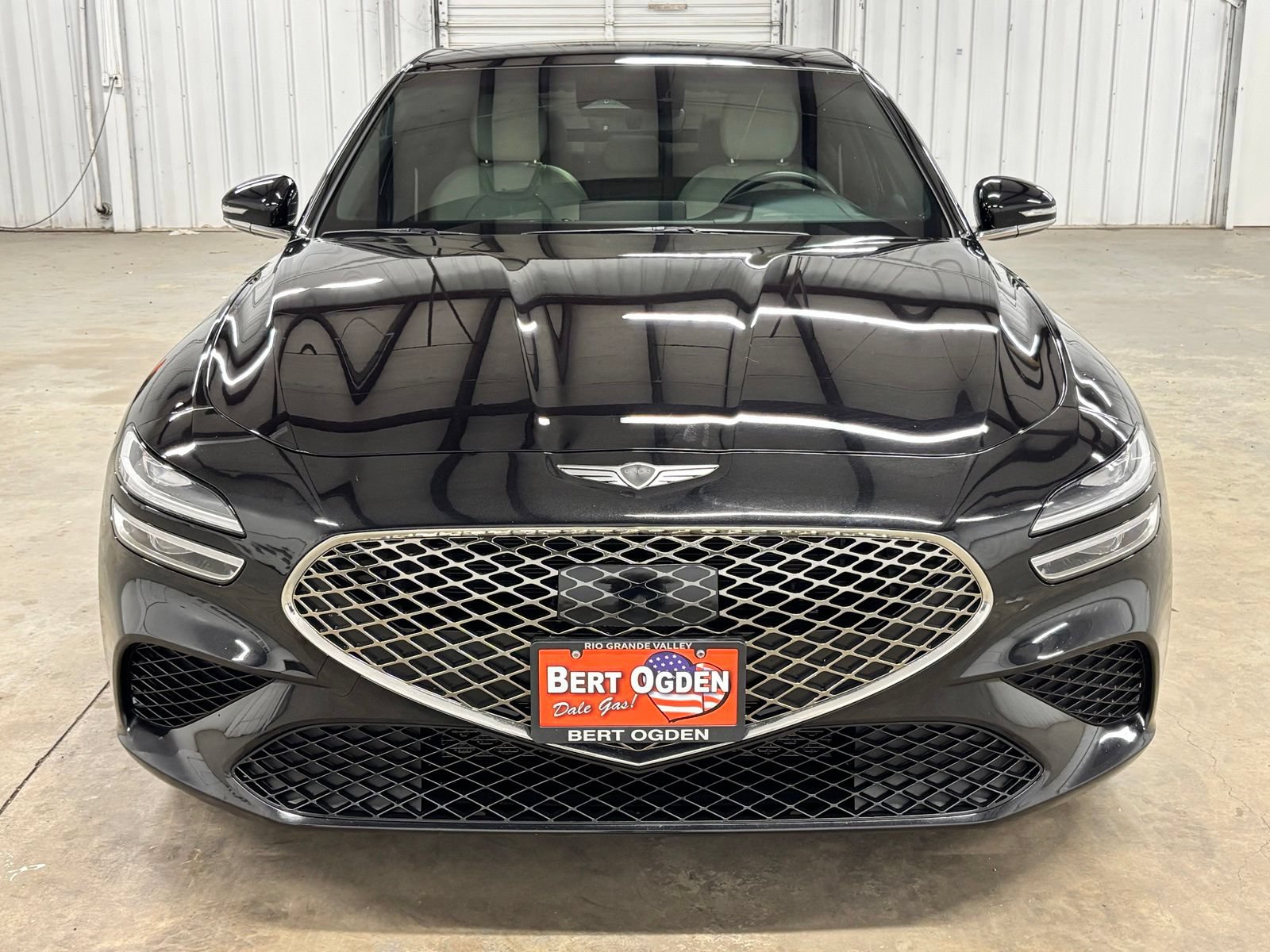 Used 2024 Genesis G70 2.5T RWD image 2
