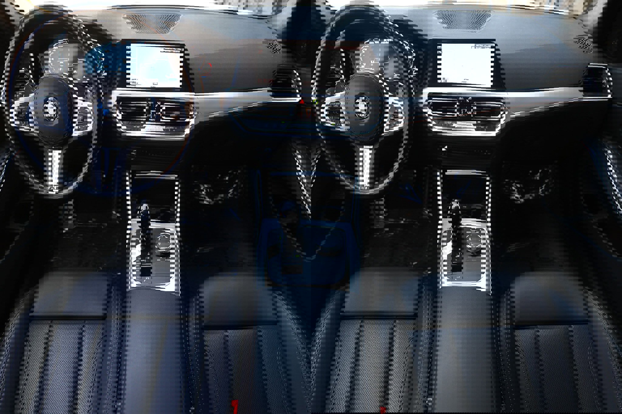 Used 2022 BMW M340i w/ Premium Package image 2