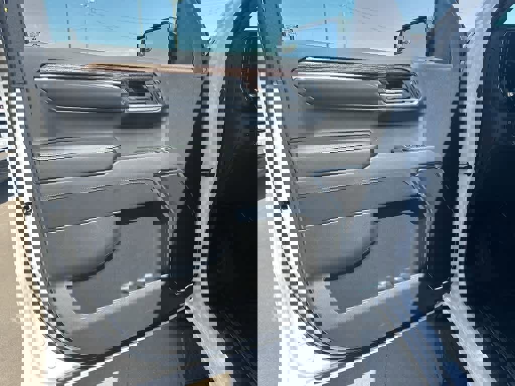 New 2024 GMC Sierra 1500 Elevation image 23