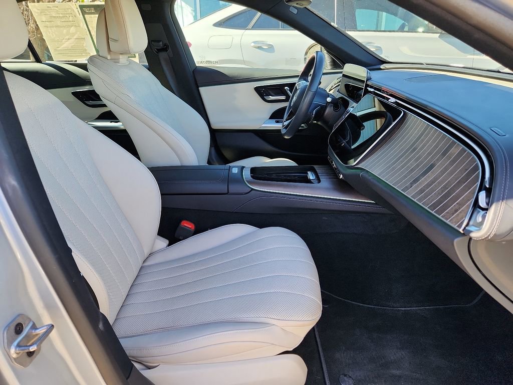Used 2024 Mercedes-Benz E 450 4MATIC Sedan image 27