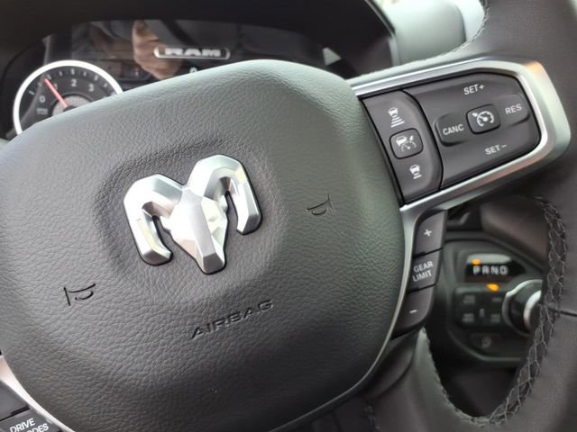 New 2026 RAM 1500 4x4 Crew Cab image 11