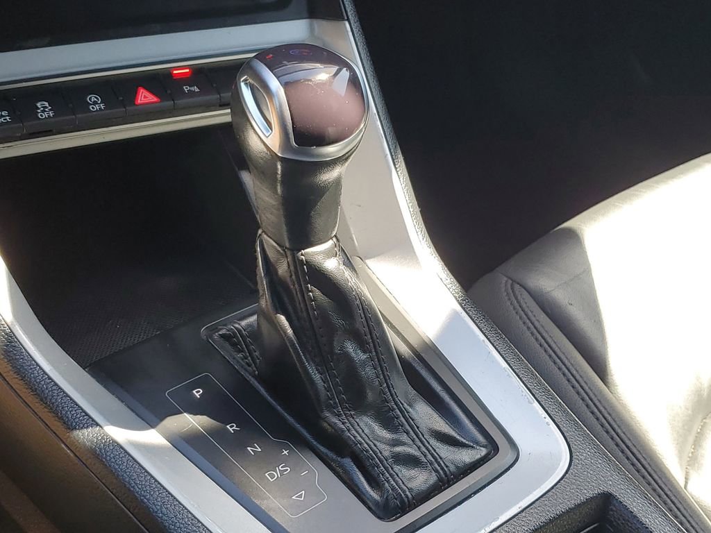 Used 2023 Audi Q3 2.0T Premium image 32