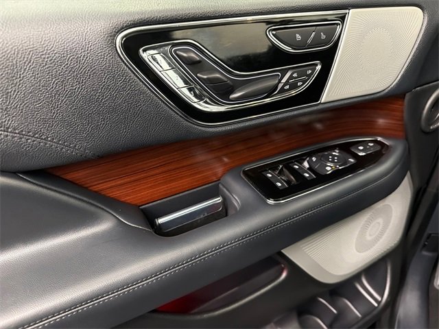 Certified 2022 Lincoln Navigator L Reserve image 39