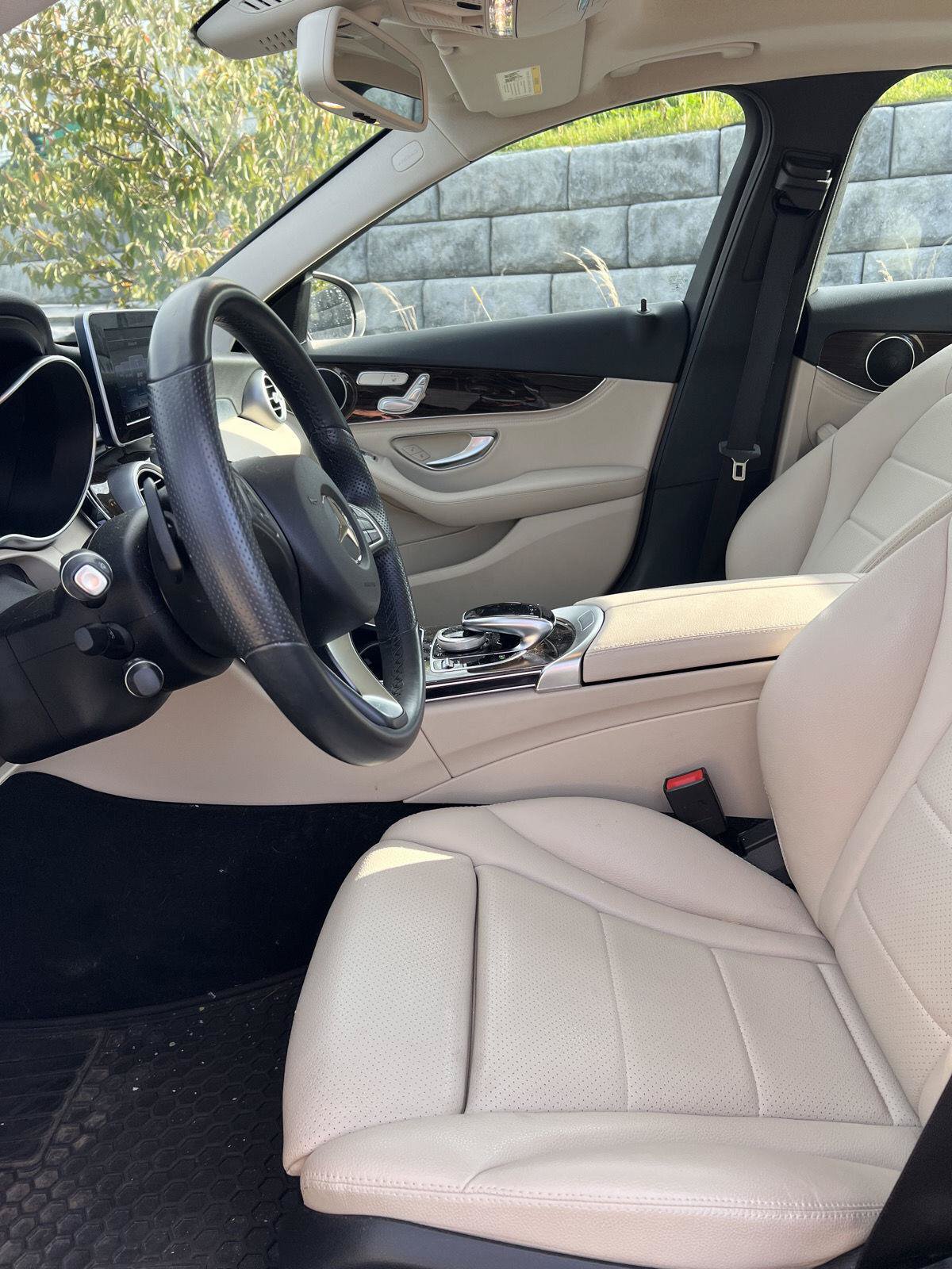 Used 2016 Mercedes-Benz C 300 4MATIC Sedan image 10