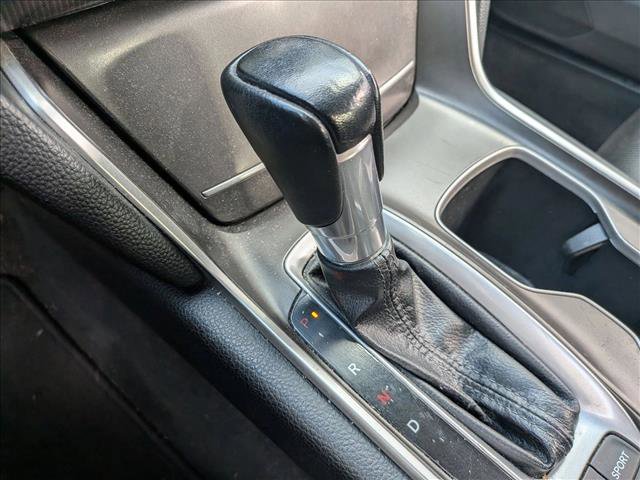 Used 2019 Honda Accord Sport image 12