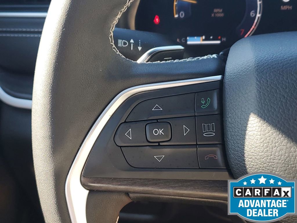 Used 2025 Jeep Grand Cherokee Limited image 37