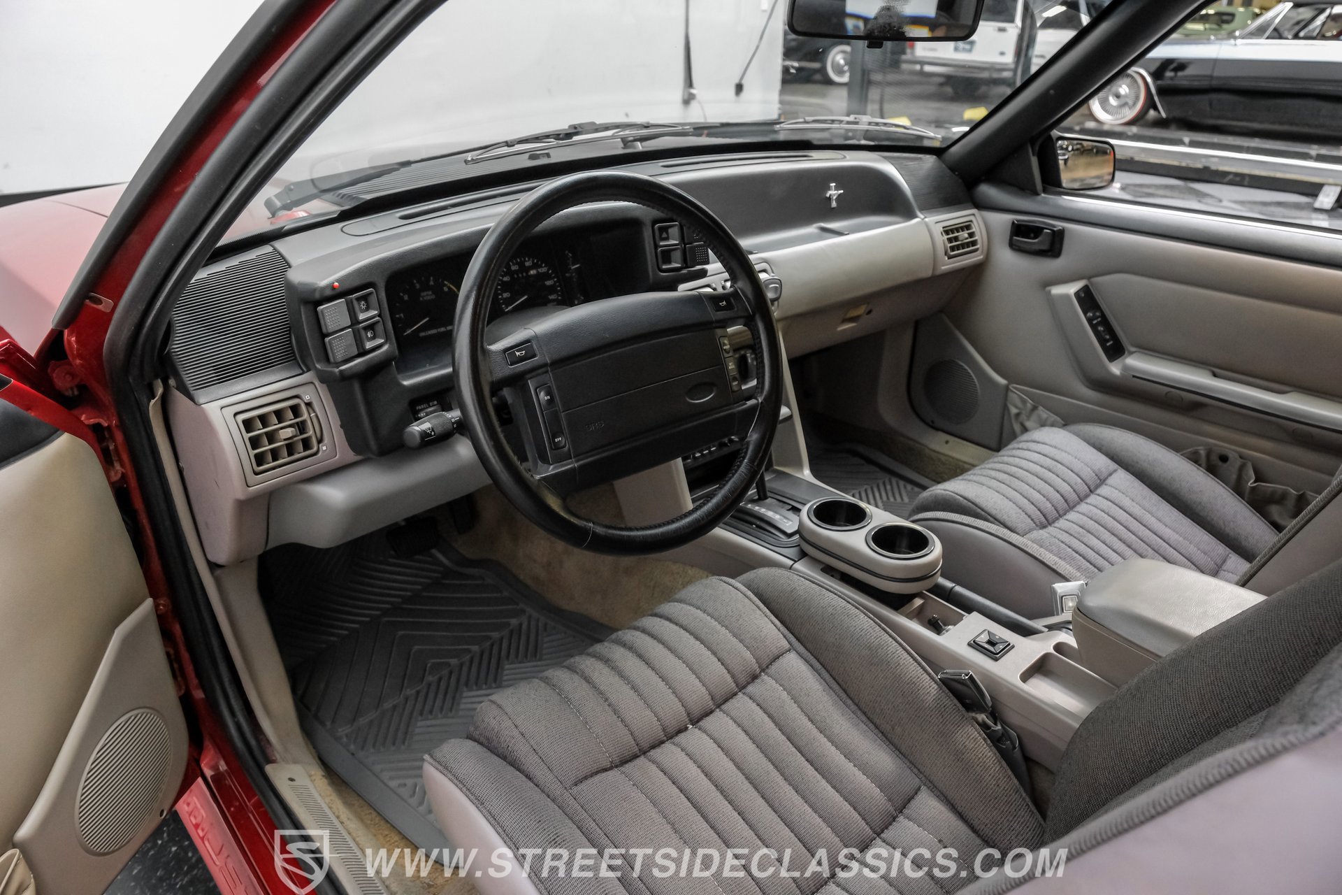 Used 1992 Ford Mustang GT image 4