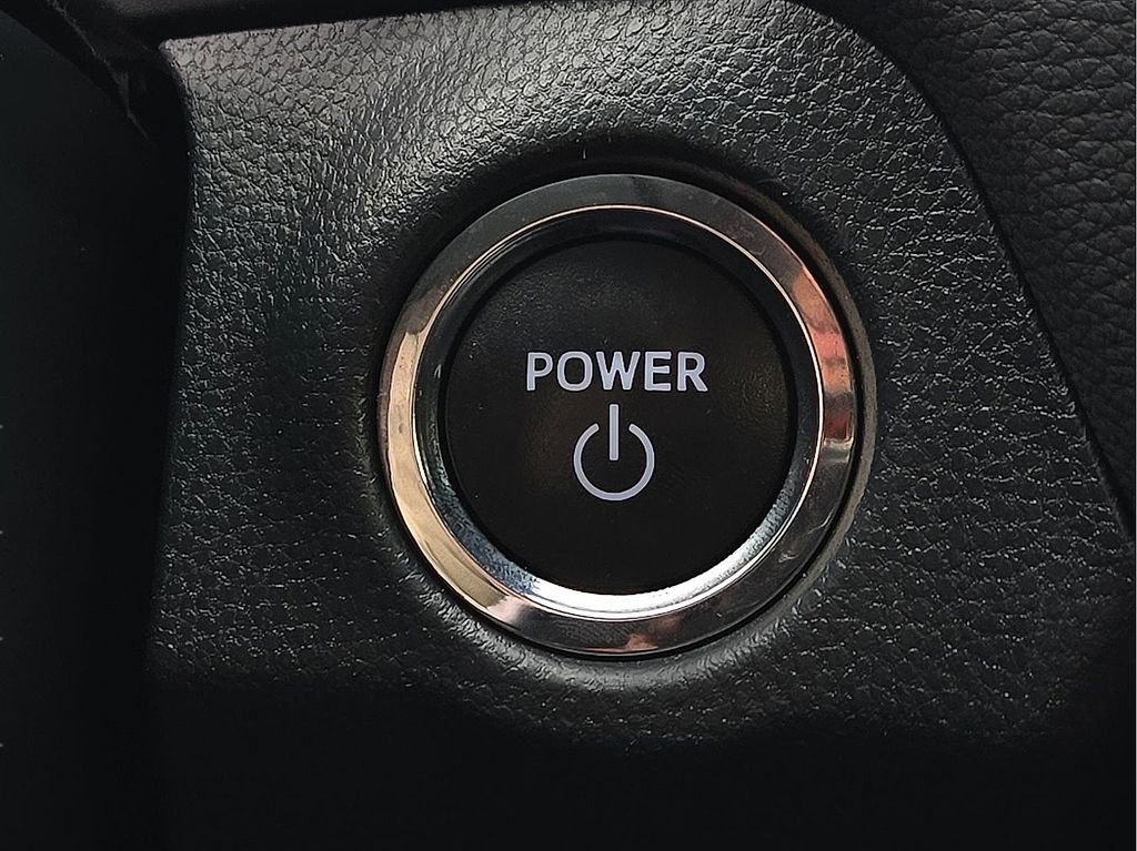 Used 2023 Toyota RAV4 Limited AWD/4WD image 15