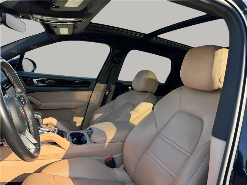 Used 2019 Porsche Cayenne E-Hybrid image 17
