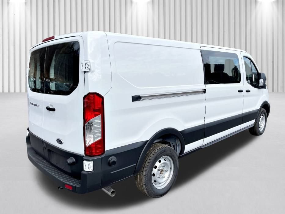 New 2024 Ford Transit 250 Low Roof RWD image 5