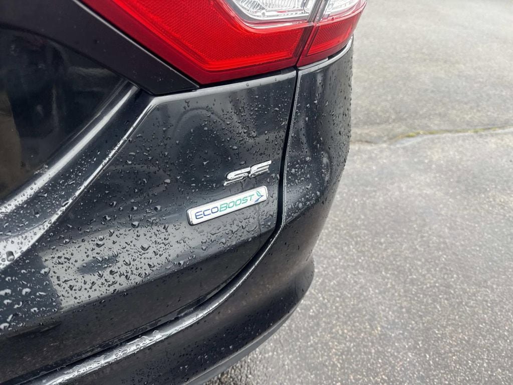 Used 2013 Ford Fusion SE FWD image 6