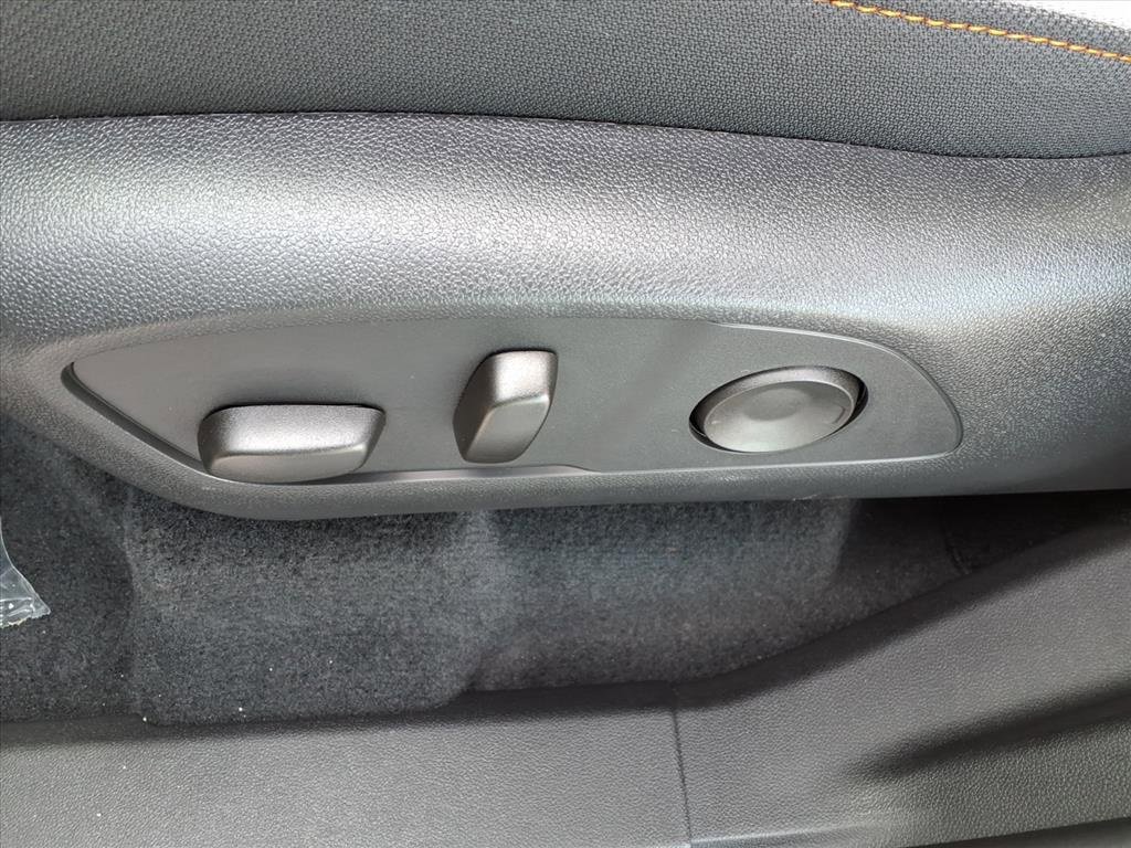 New 2026 Chevrolet Traverse LT w/ Driver Confidence Package image 7